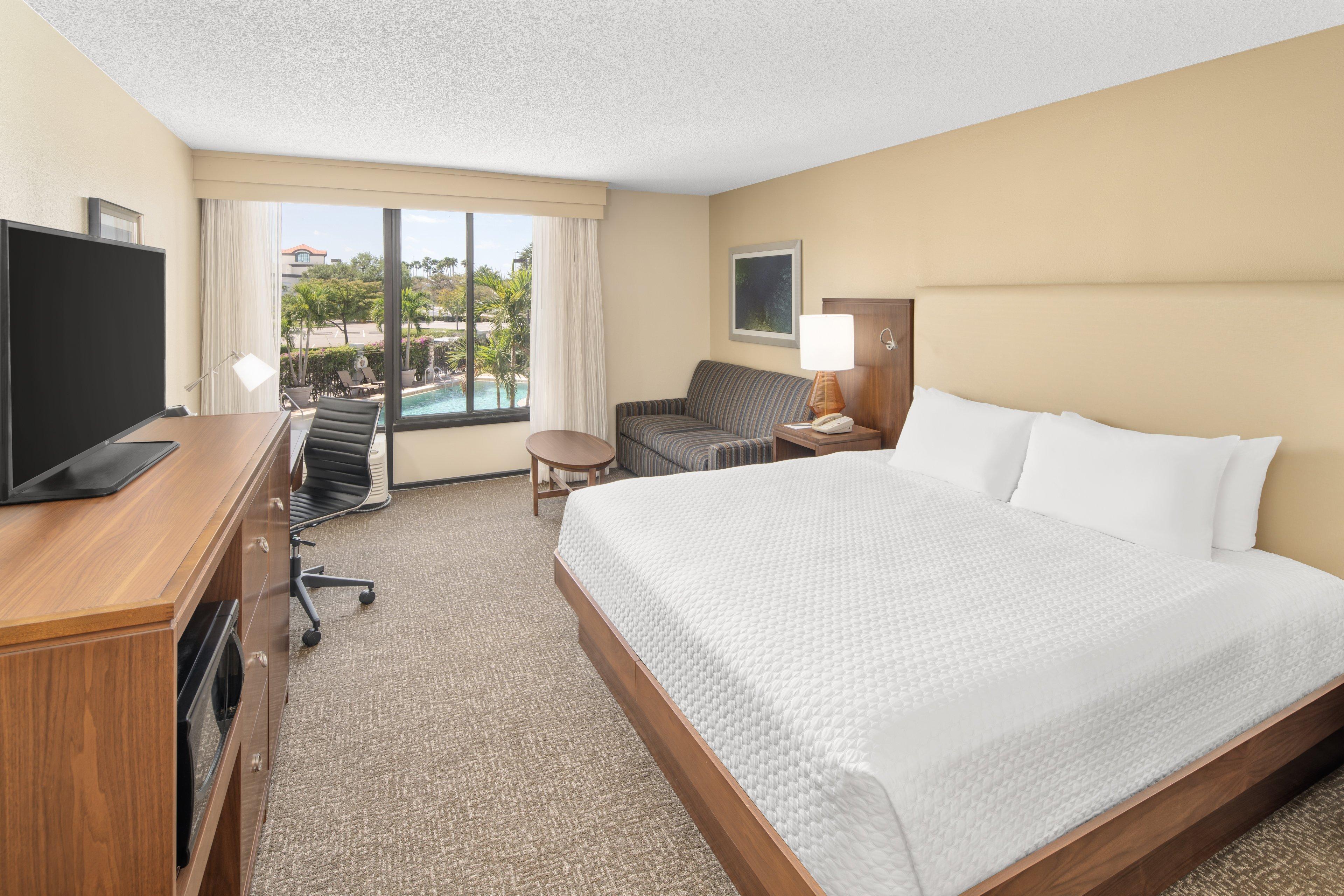 Doubletree By Hilton Fort Myers At Bell Tower Shops Εξωτερικό φωτογραφία