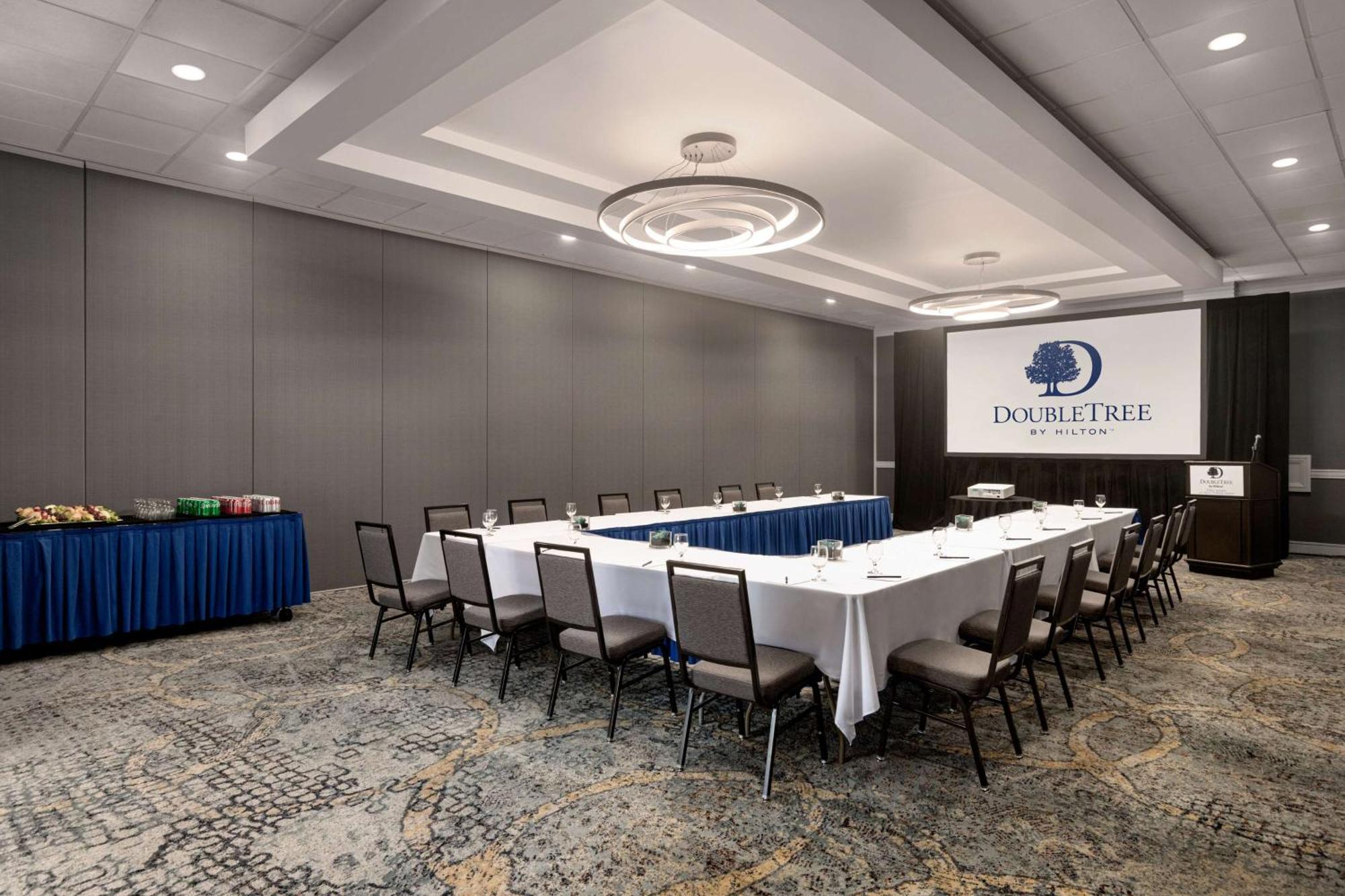 Doubletree By Hilton Fort Myers At Bell Tower Shops Εξωτερικό φωτογραφία
