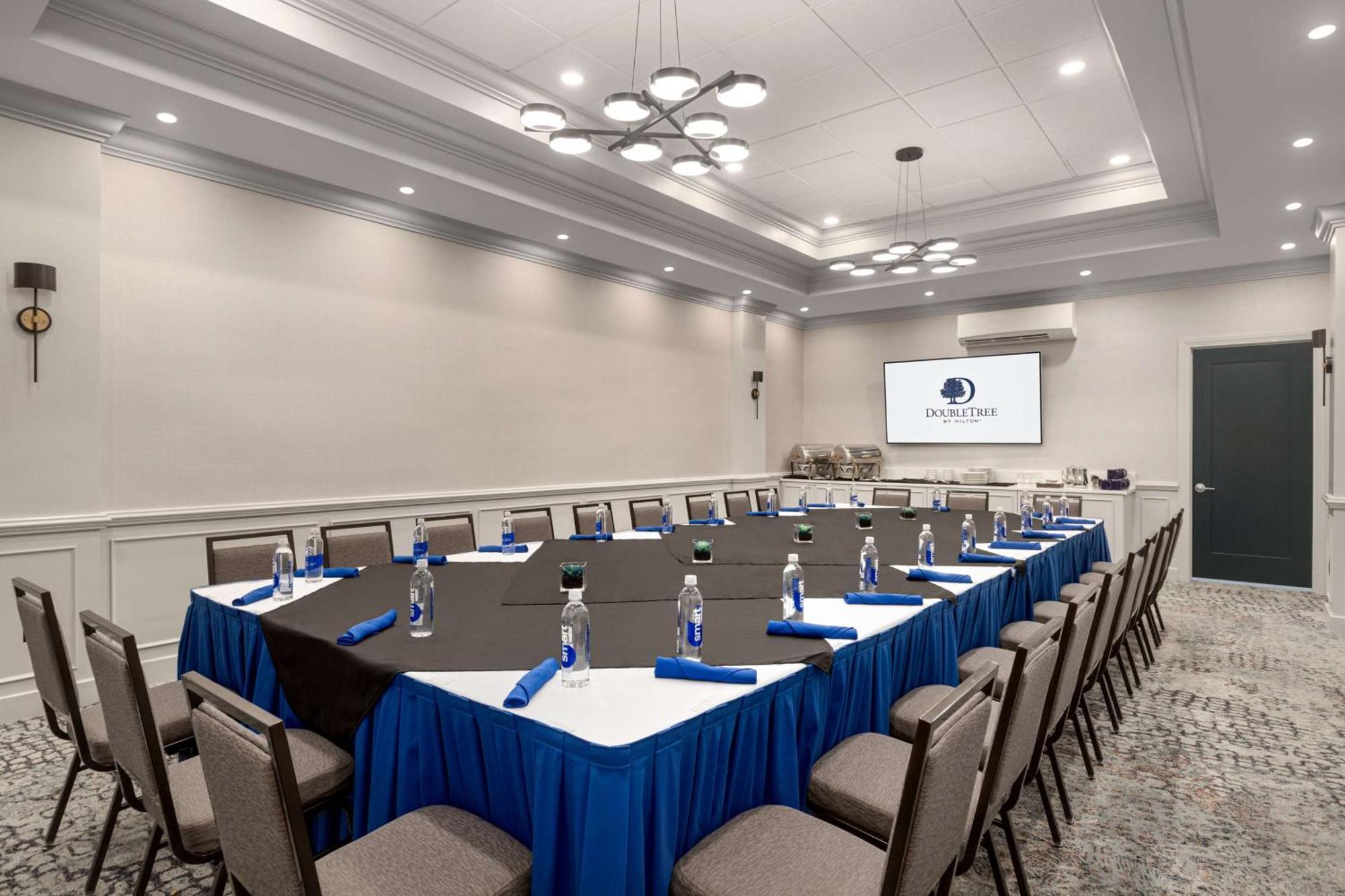 Doubletree By Hilton Fort Myers At Bell Tower Shops Εξωτερικό φωτογραφία