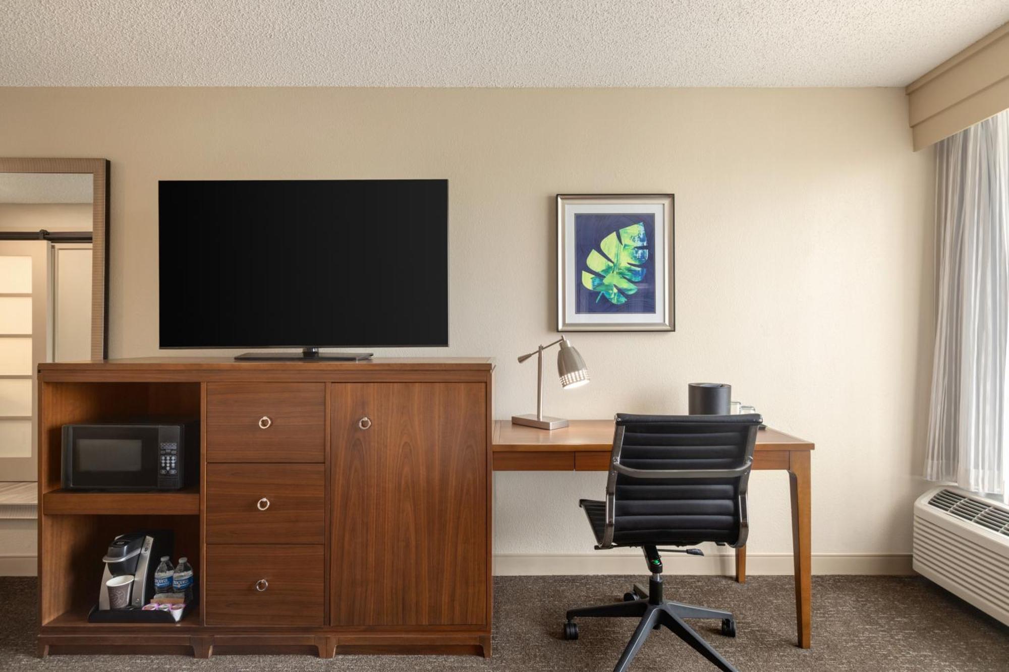 Doubletree By Hilton Fort Myers At Bell Tower Shops Εξωτερικό φωτογραφία