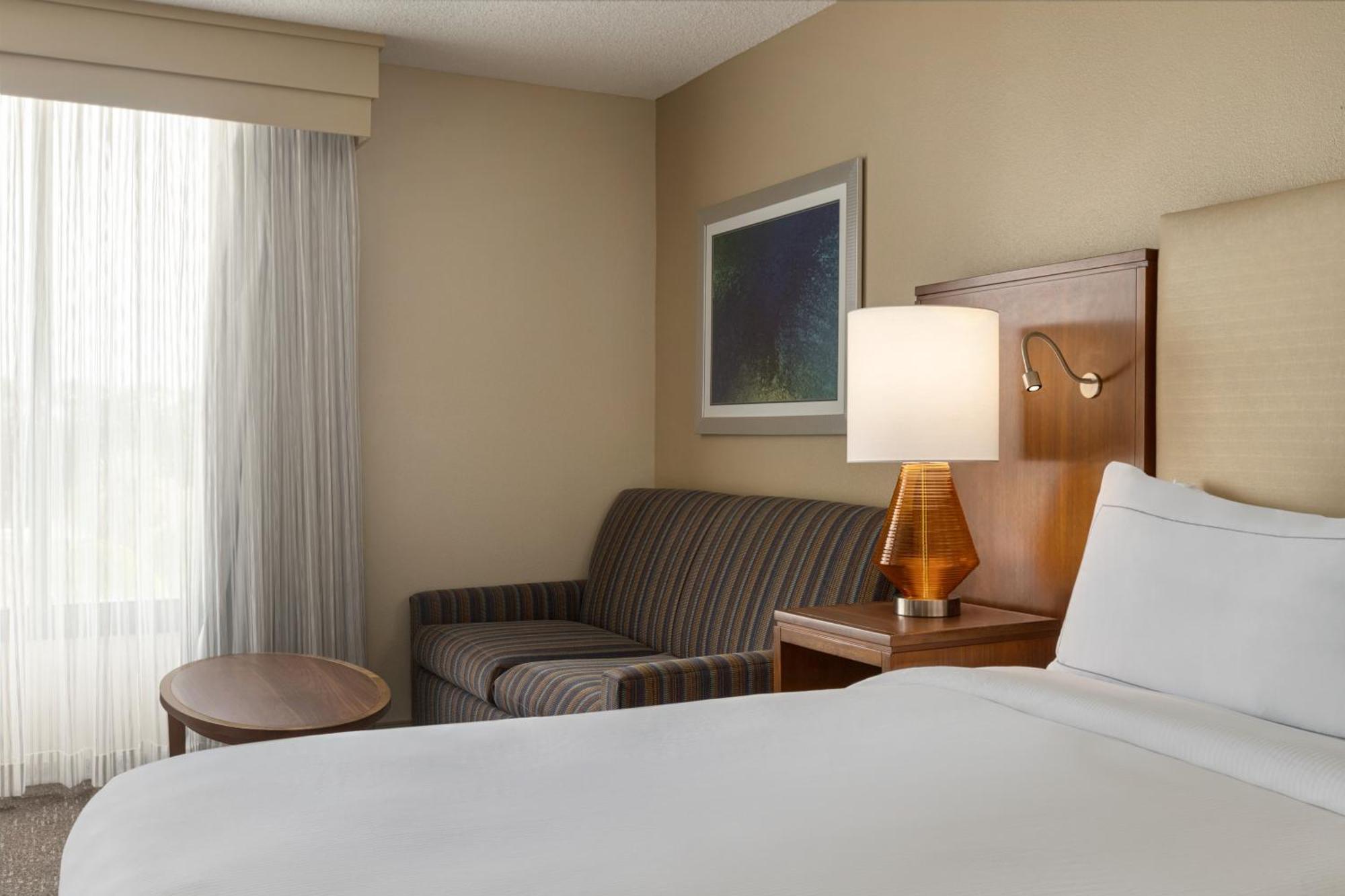 Doubletree By Hilton Fort Myers At Bell Tower Shops Εξωτερικό φωτογραφία